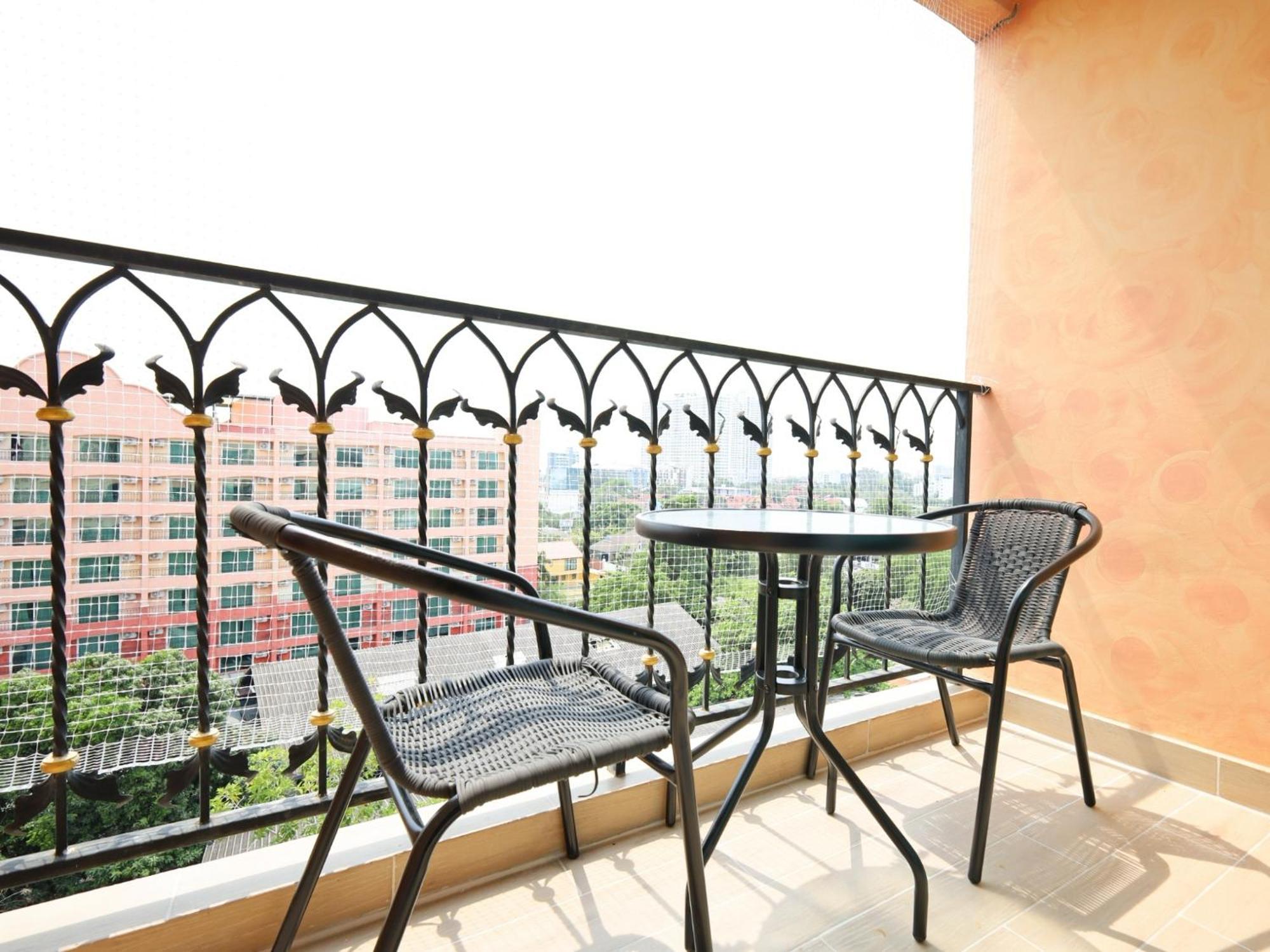 Seven Seas Condo Resort By Jay Jay Jomtien Beach Exterior photo